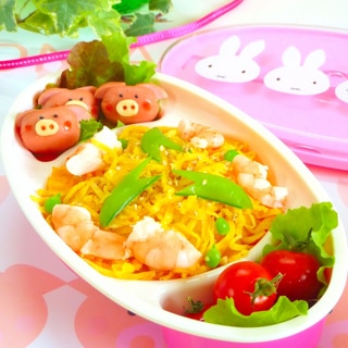 丸いウィンナーで♪3匹の子ブタさん　キャラ弁